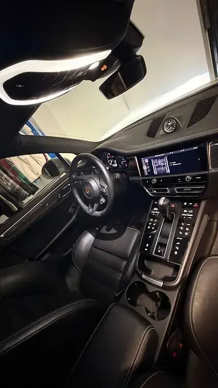 Usata Porsche Macan 265 CV (194 kW) 2024 Grigio SUV