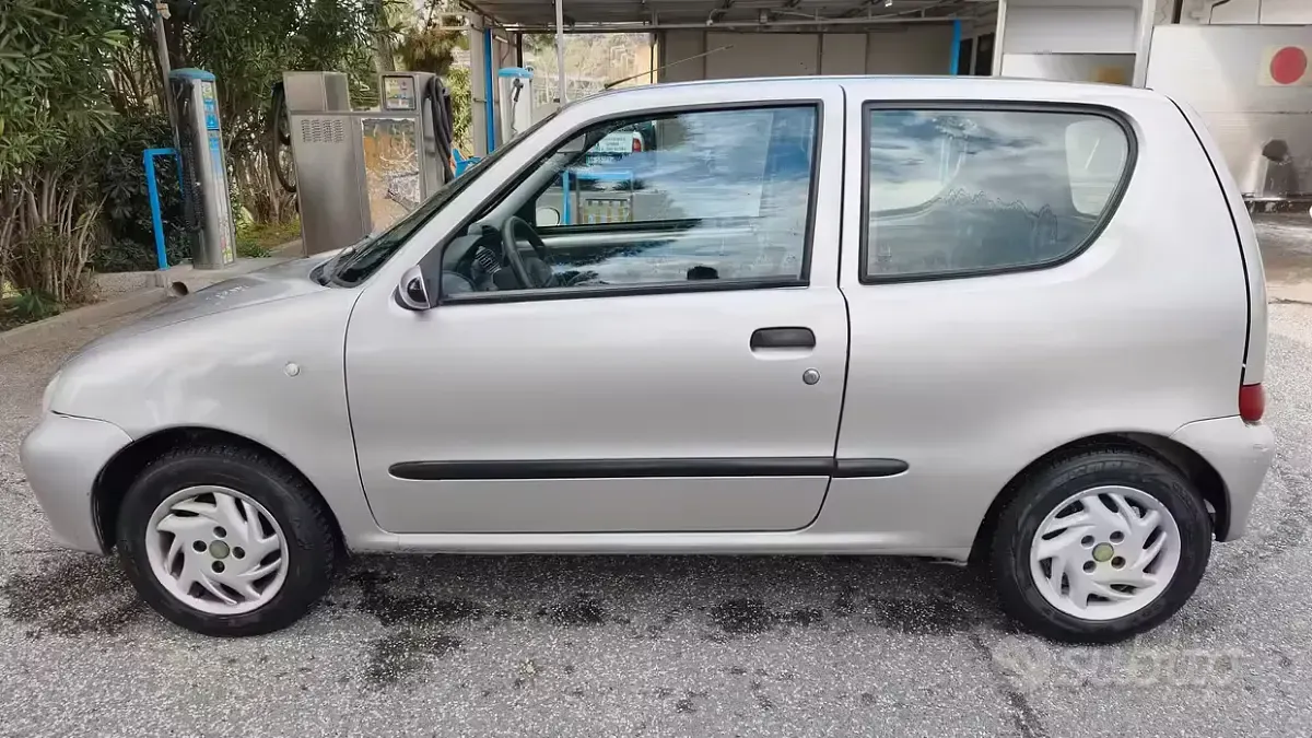 Usata Fiat Seicento 54 CV (39 kW) 2002 Grigio Utilitaria