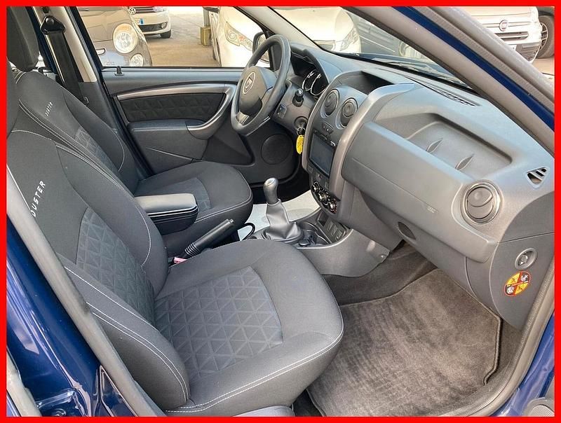 Usata Dacia Duster Lauréate 110 CV (80 kW) 2015 Blu SUV