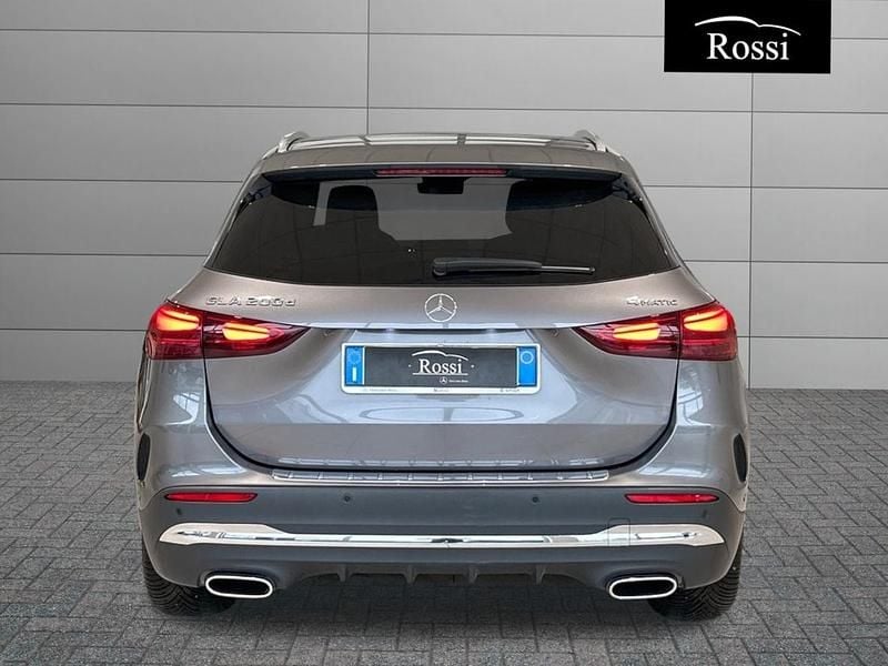 Usata Mercedes GLA200 AMG Line Premium Plus 150 CV (110 kW) 2024 Grigio medio metallizzato SUV