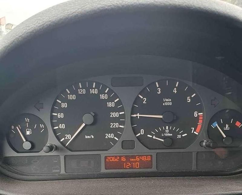 Usata BMW 318 118 CV (86 kW) 2000 Berlina