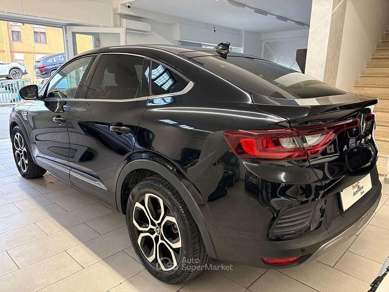 Usata Renault Arkana Intens 94 CV (69 kW) 2022 Nero metallizzato SUV