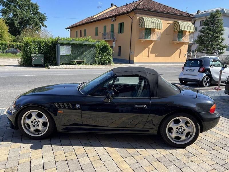 Usata BMW Z3 Efficient Dynamics 116 CV (85 kW) 1996 Nero Cabrio