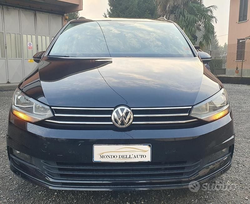Usata VW Touran Executive 115 CV (84 kW) 2018 Nero Monovolume