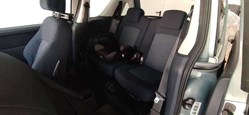 Usata Peugeot 1007 68 CV (50 kW) 2005 Blu/azzurro Monovolume