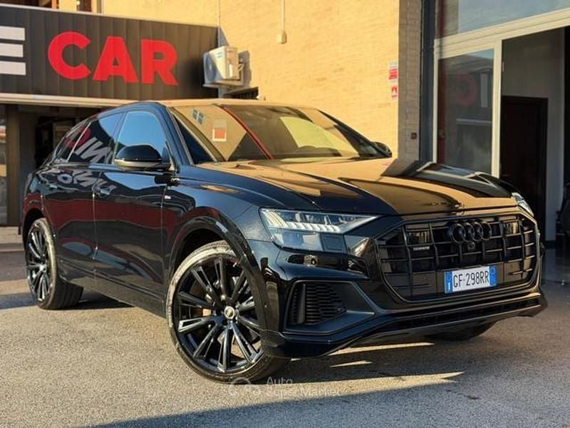 Nero Usata 2021 Audi Q8 S-Line SUV | 49.900 € (Super prezzo) - Immagine 1/4