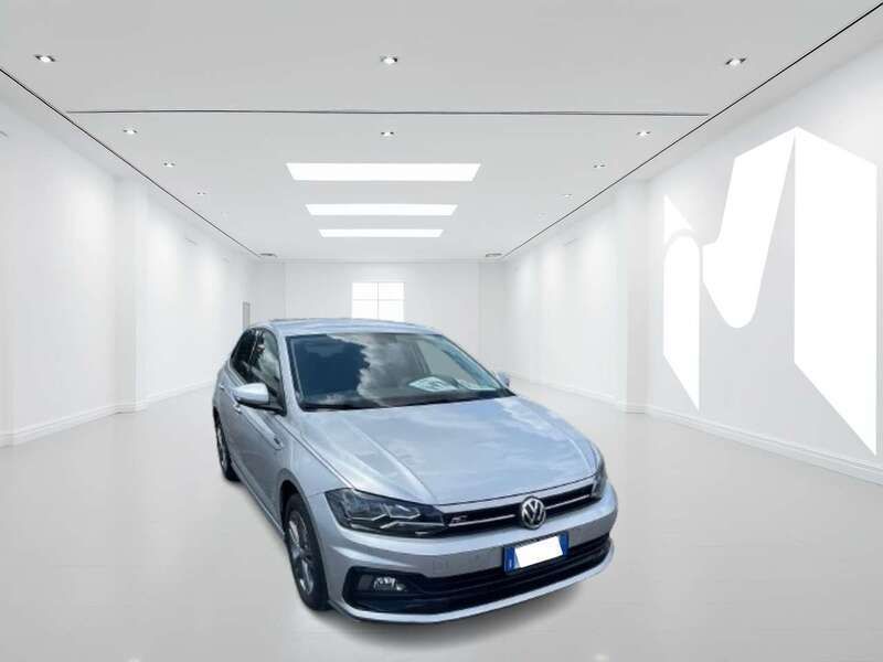 Grigio Usata 2020 VW Polo Sportline Tre volumi | 16.300 € (Buon prezzo) - Immagine 1/4