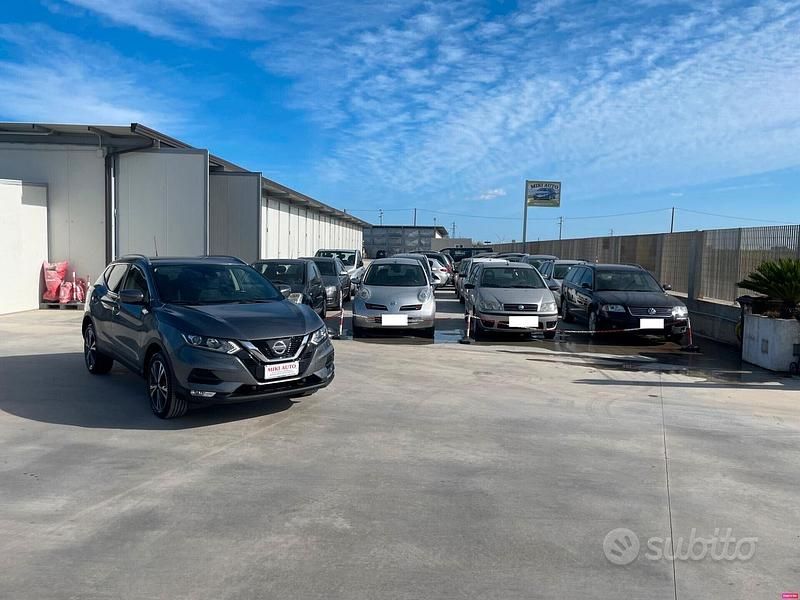 Usata Nissan Qashqai Tekna 110 CV (80 kW) 2018 Grigio SUV