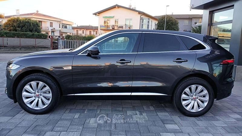Usata Jaguar F-Pace R-Dynamic 163 CV (119 kW) 2021 Grigio SUV