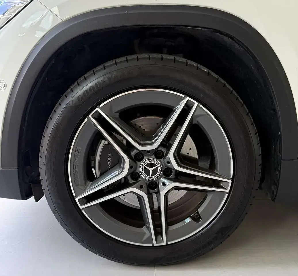 Usata Mercedes GLA250 Premium 218 CV (160 kW) 2020 Bianco SUV