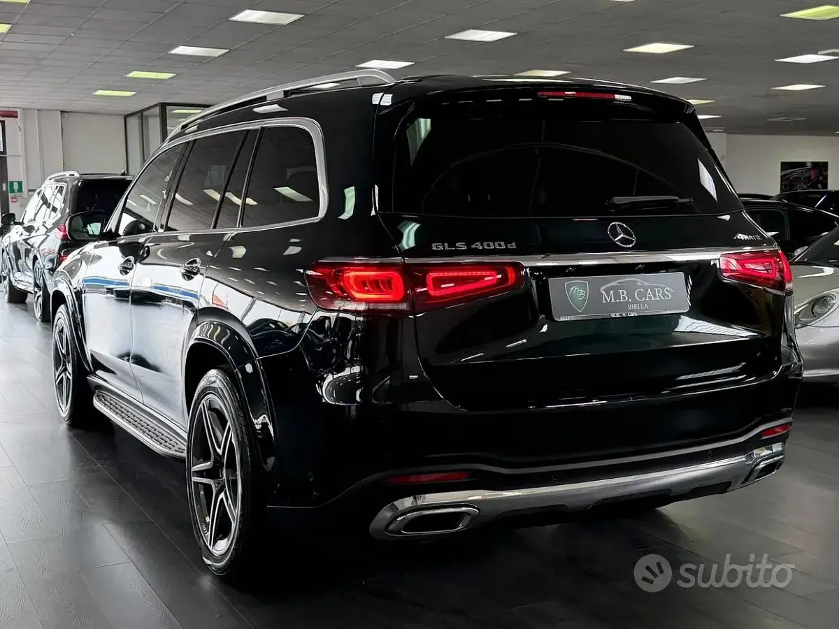 Usata Mercedes GLS400 Premium Plus 330 CV (242 kW) 2022 Verde SUV