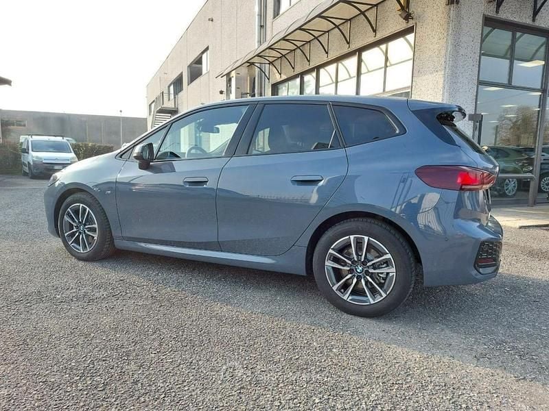 Usata BMW 218 Active Tourer M Sport 150 CV (110 kW) 2025 Grigio Monovolume