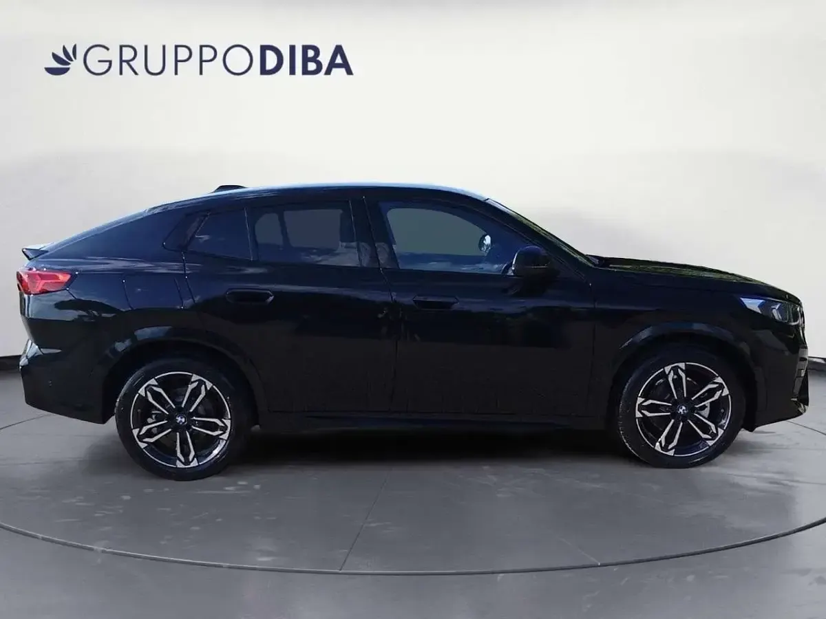 Nuova BMW X2 Efficient Dynamics 150 CV (110 kW) 2026 Nero SUV