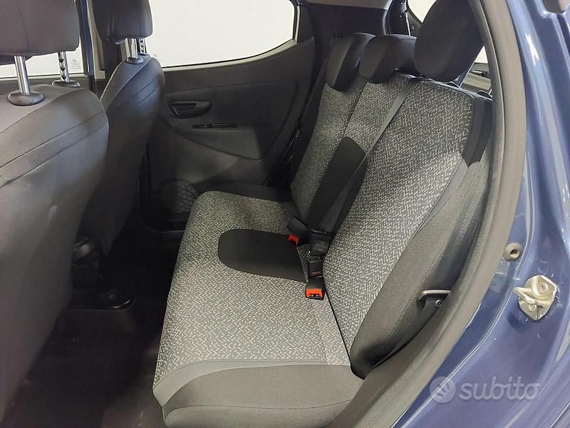 Usata Lancia Ypsilon Silver 69 CV (50 kW) 2023 Blu Utilitaria