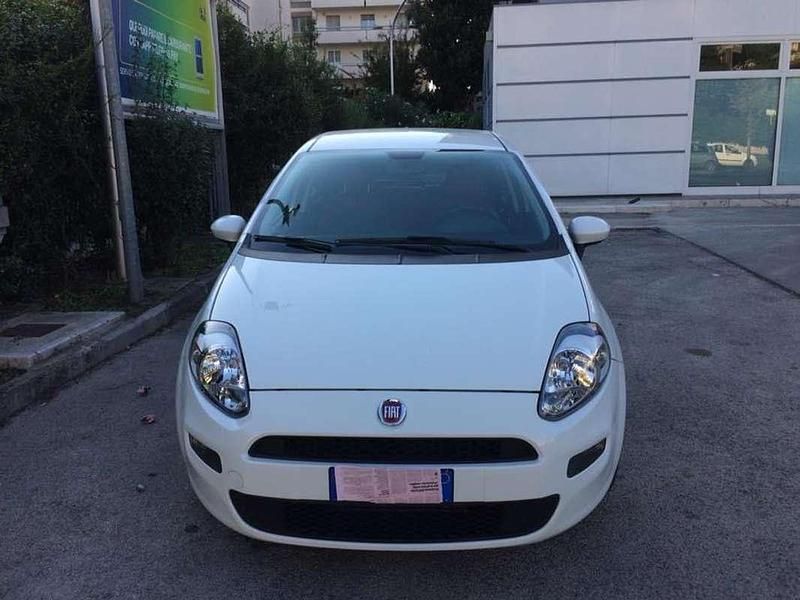 Usata 2012 Fiat Punto Evo Dynamic Due volumi | 4999 € (Buon prezzo) - Immagine 1/4
