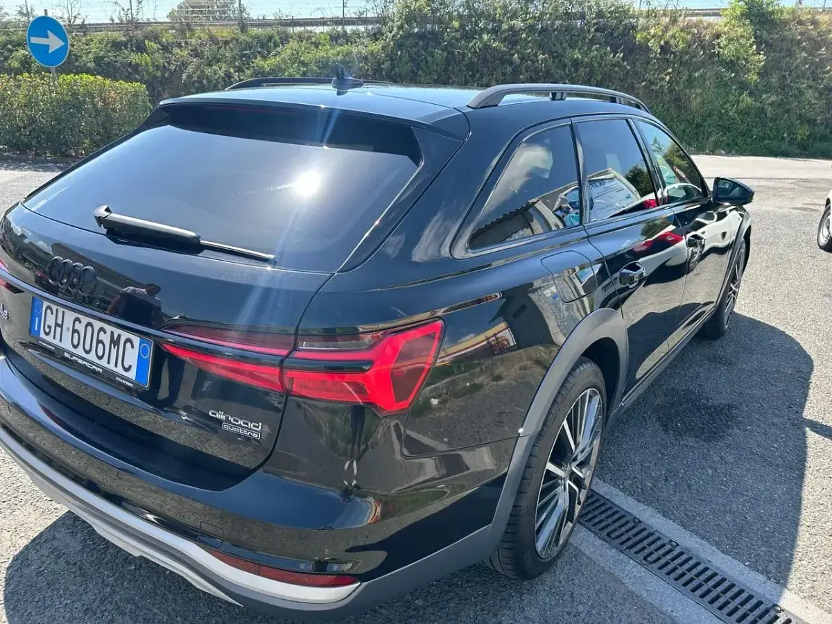Usata Audi A6 Allroad 285 CV (209 kW) 2020 Nero Station wagon