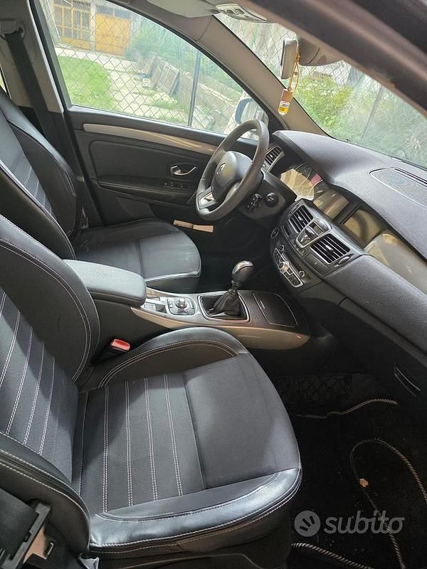 Usata Renault Laguna III 2012 Berlina