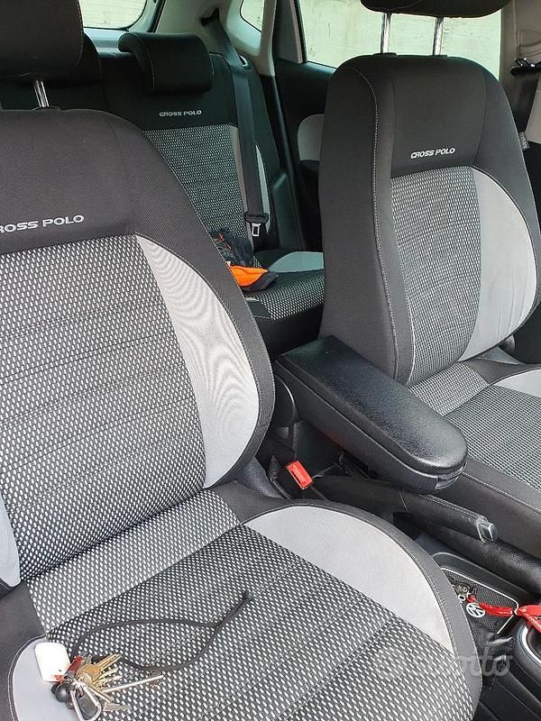 Käytetty VW Polo Cross 80 HP (58 kW) 2007 Harmaa Viistoperä