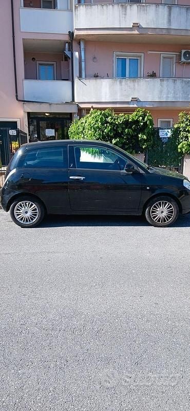 Usata Lancia Ypsilon 2010 Utilitaria