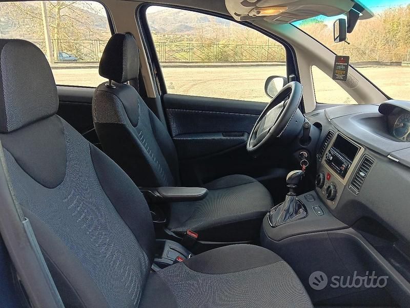 Usata Lancia Musa 78 CV (57 kW) 2010 Blu Monovolume