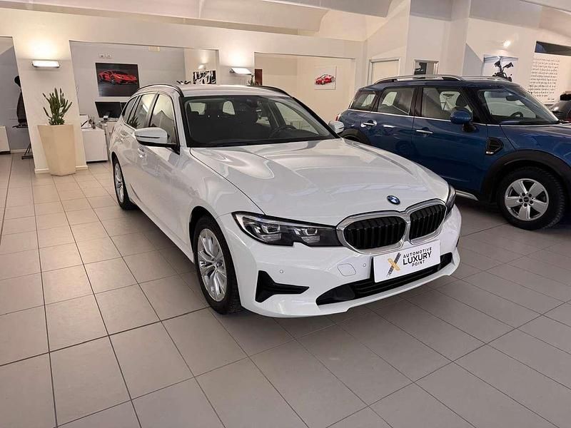 Usata BMW 318 Advantage 150 CV (110 kW) 2022 Bianco Station wagon