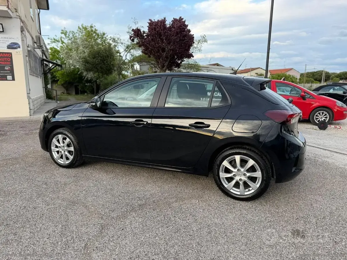 Usata Opel Corsa Elegance 75 CV (55 kW) 2022 Other Utilitaria