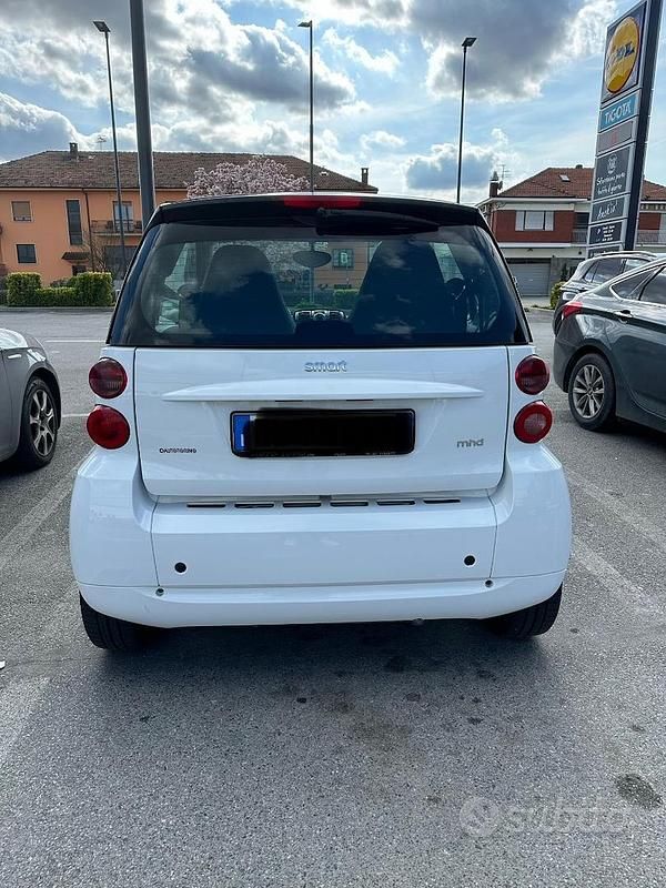 Begagnad Smart ForTwo Cabrio Passion 71 HK (52 kW) 2012 Vit Cab