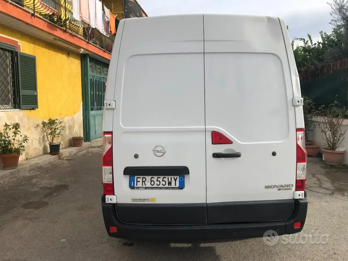 Usata Opel Movano 145 CV (106 kW) 2018 Bianco Monovolume