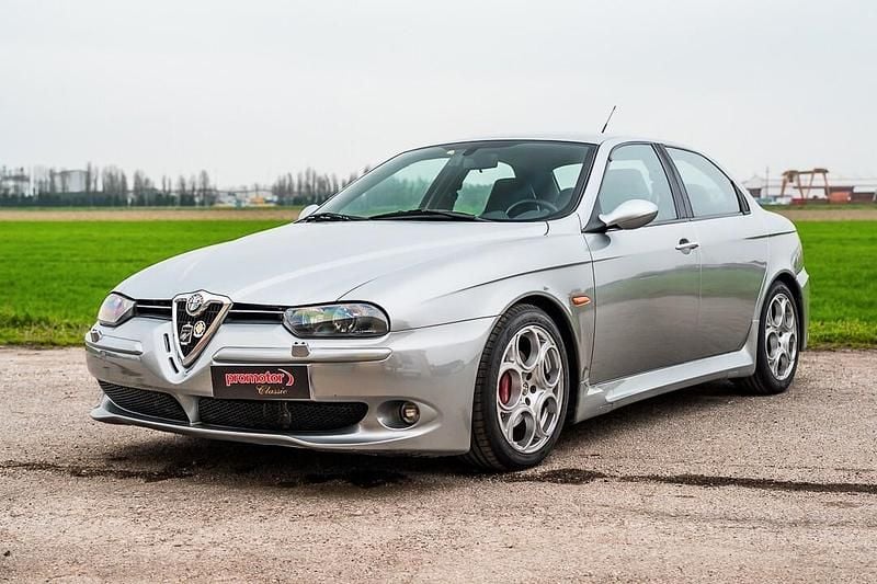 Usata Alfa Romeo 156 GTA 250 CV (183 kW) 2002 Argento Berlina