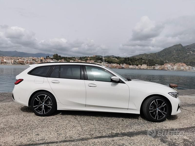 Usata BMW 320 Sport Line 190 CV (139 kW) 2020 Station wagon
