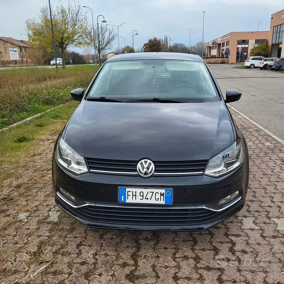Usata VW Polo Comfortline 75 CV (55 kW) 2017 Nero Berlina