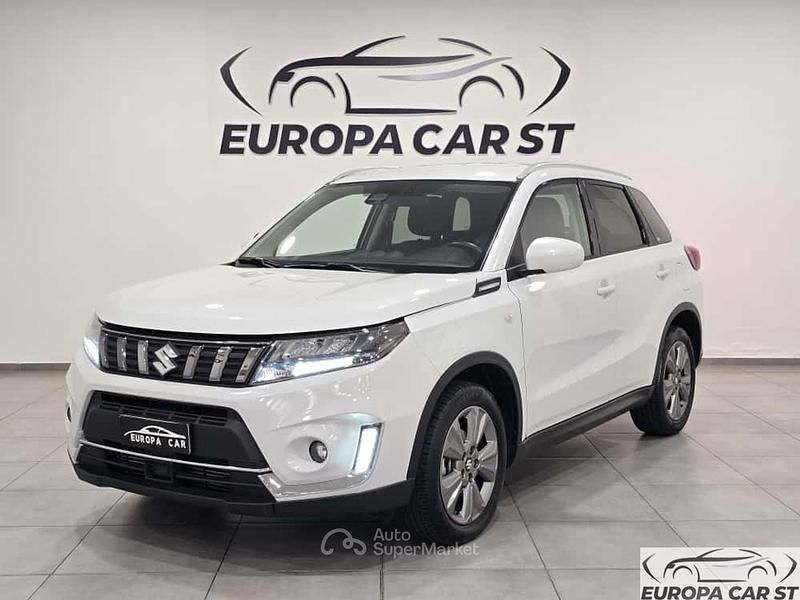 Usata Suzuki Vitara 129 CV (94 kW) 2021 Bianco SUV