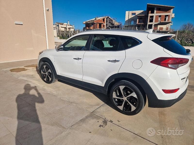 Usata Hyundai Tucson 141 CV (103 kW) 2017 Bianco SUV