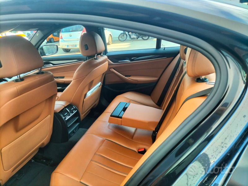 Usata 2018 BMW 530 Sport Line Tre volumi | 29.500 € (Buon prezzo) - Immagine 1/4