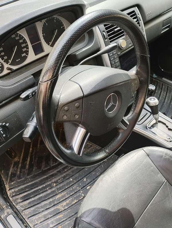 Usata Mercedes B200 140 CV (102 kW) 2009 Monovolume