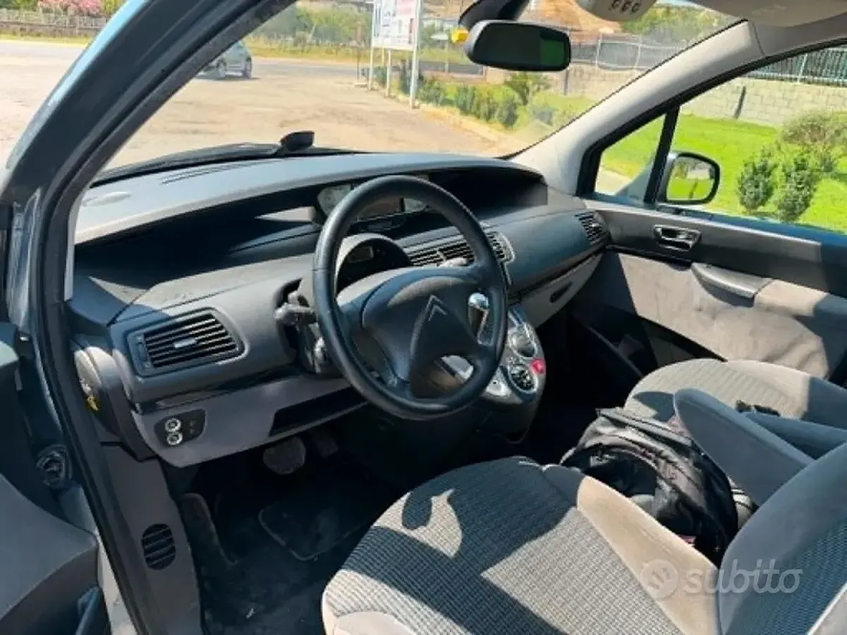 Usata Citroën C8 163 CV (119 kW) 2012 Nero Monovolume
