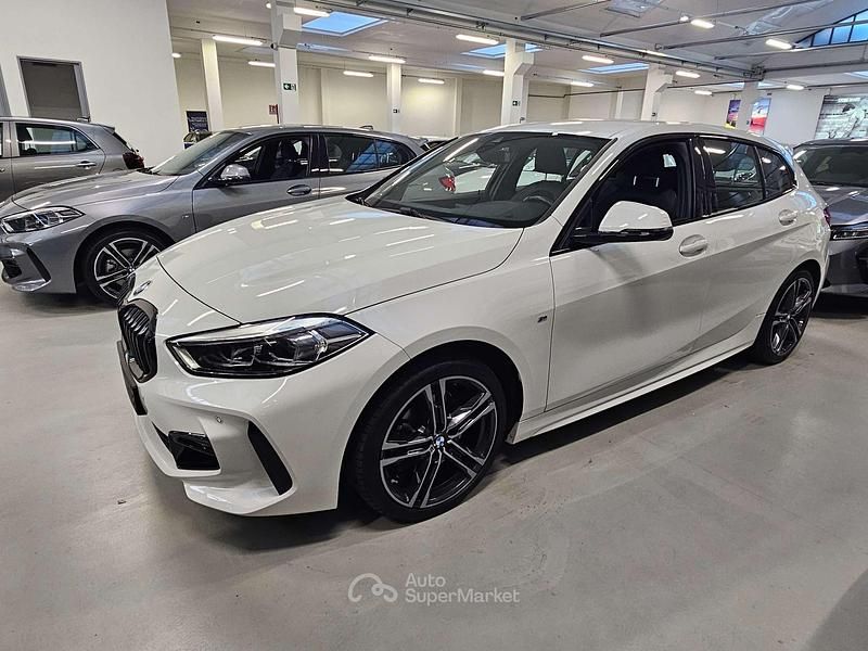 Usata BMW 118 M Sport 136 CV (100 kW) 2024 Alpine white Utilitaria