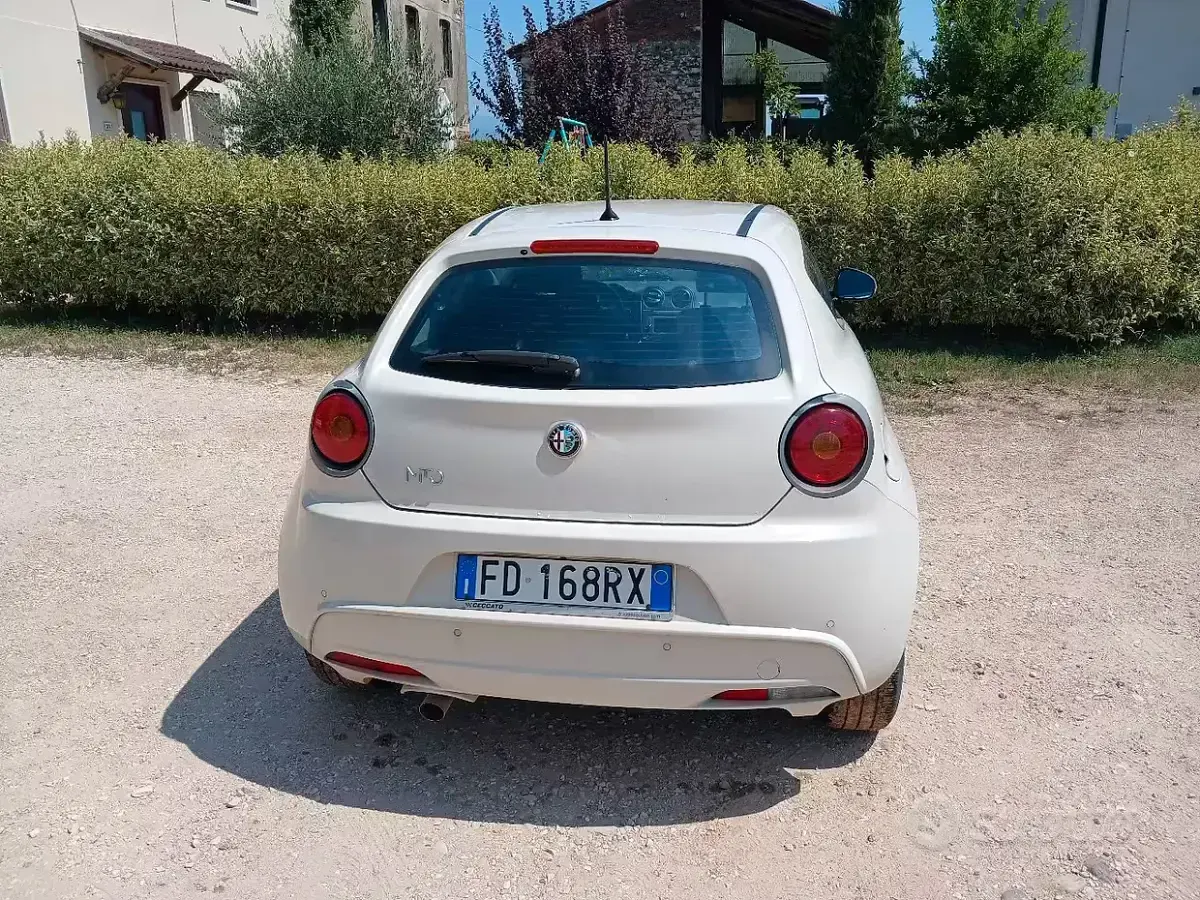 Usata Alfa Romeo MiTo 120 CV (88 kW) 2016 Bianco Utilitaria
