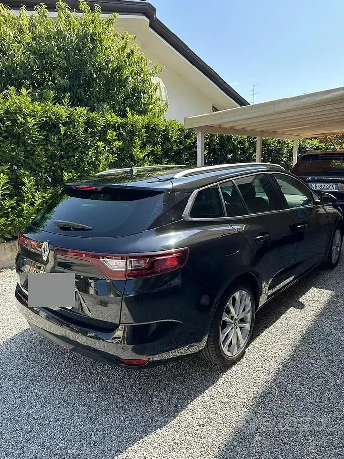 Usata Renault Mégane GrandTour 116 CV (85 kW) 2019 Nero Station wagon