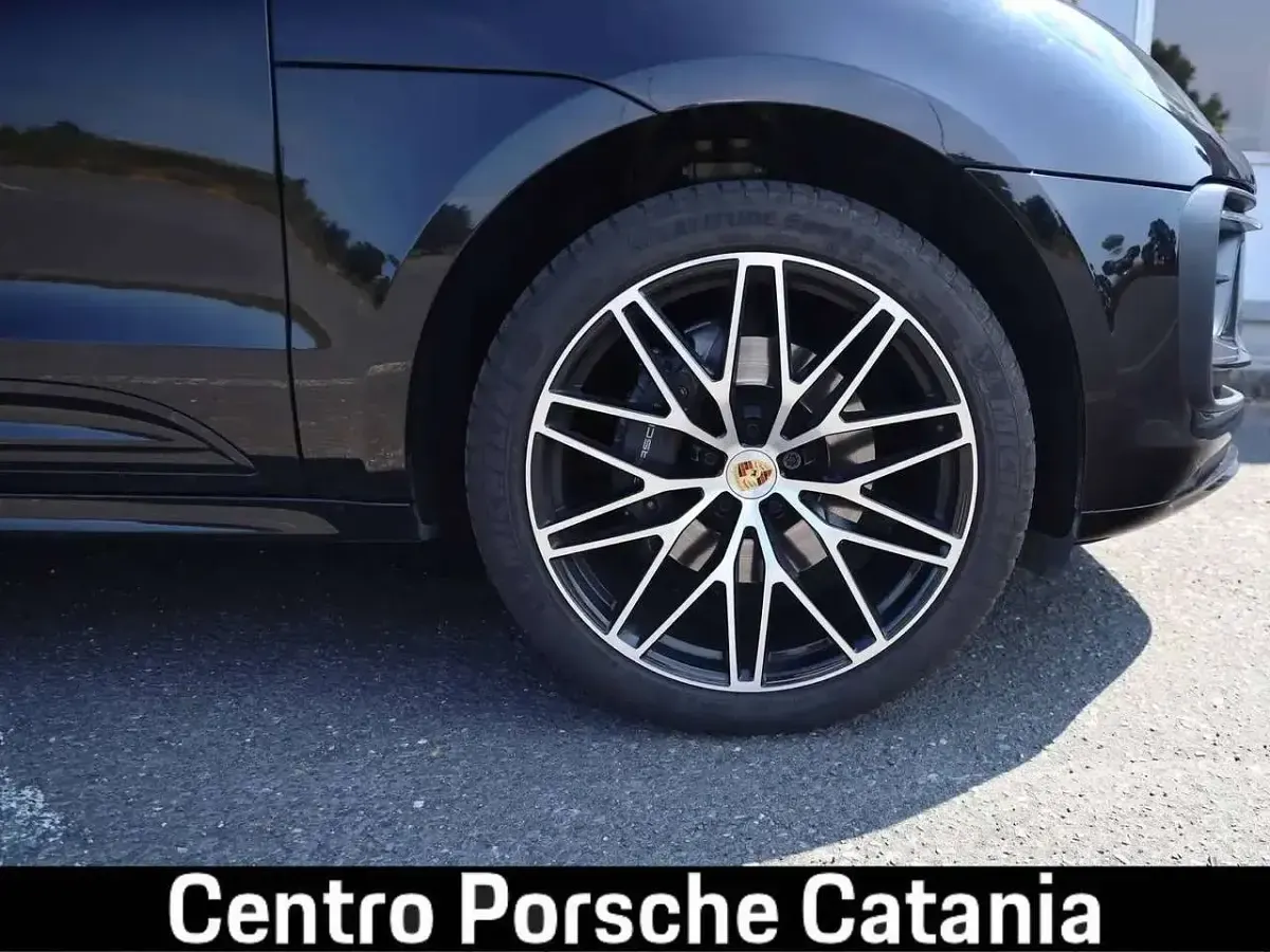 Usata Porsche Macan 265 CV (194 kW) 2024 Nero SUV