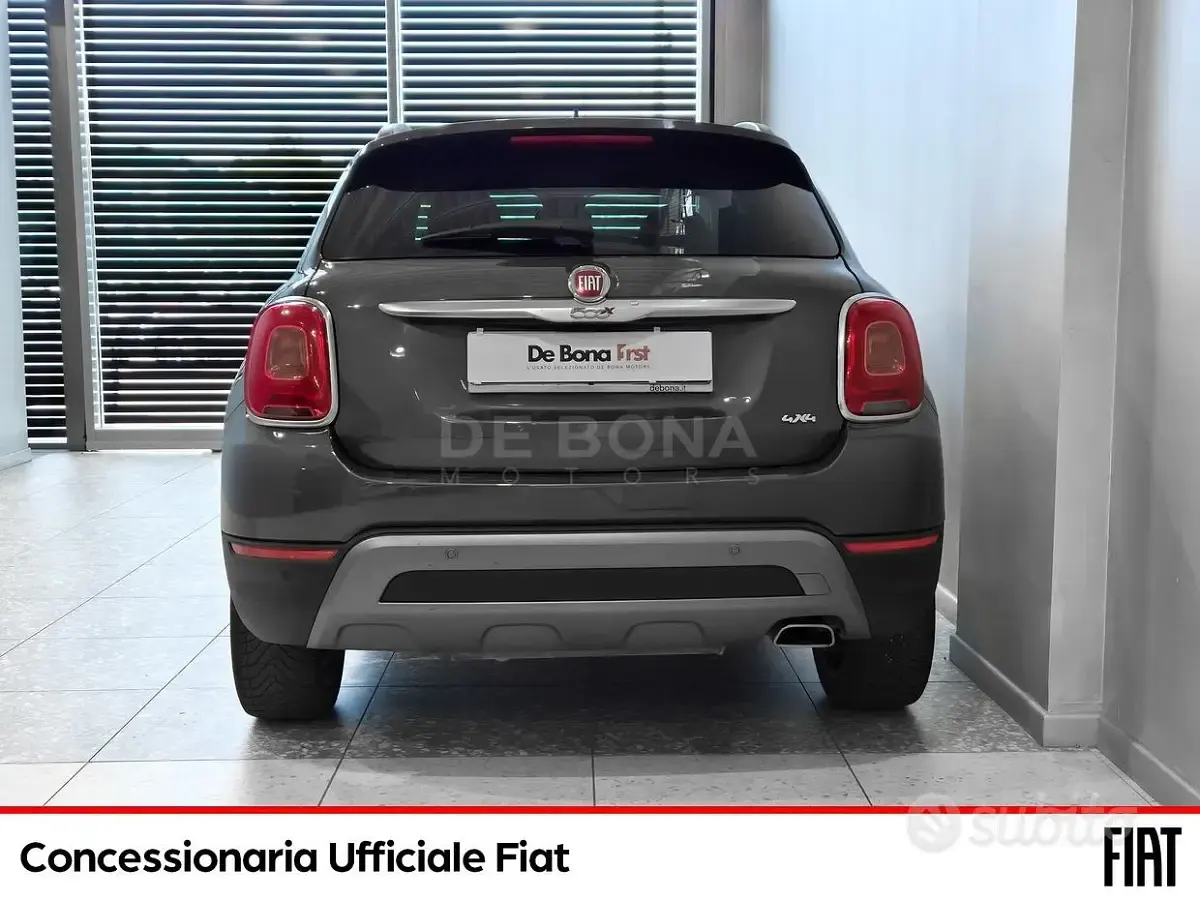 Usata Fiat 500X Cross 140 CV (102 kW) 2016 Grigio SUV