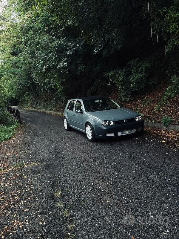 Grigio Usata 2003 VW Golf Tre volumi | 1000 € (Super prezzo) - Immagine 1/4