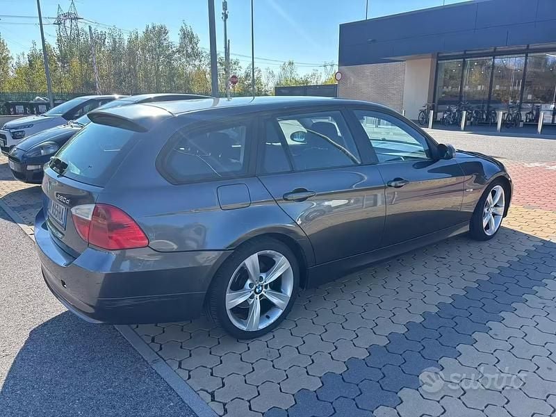 Usata BMW 320 75 CV (55 kW) 2008 Monovolume