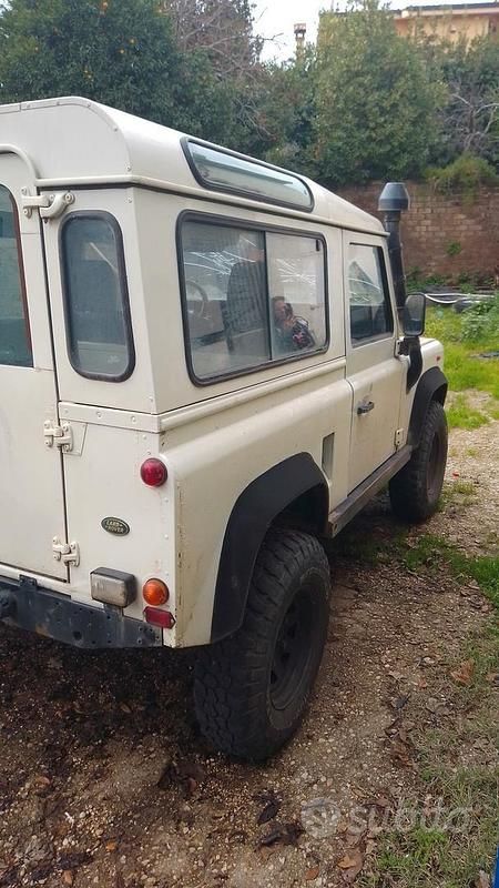 Usata Land Rover Defender 1987 Bianco Station wagon