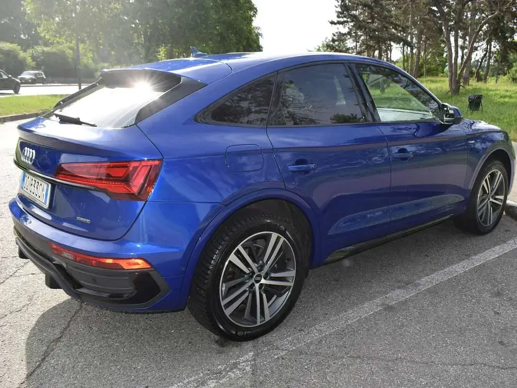 Usata Audi Q5 Sportback S-Line 299 CV (219 kW) 2021 Blu/azzurro SUV