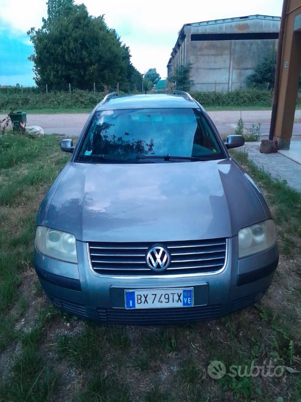 Usata 2002 VW Passat Station wagon | 600 € (Super prezzo) - Immagine 1/4
