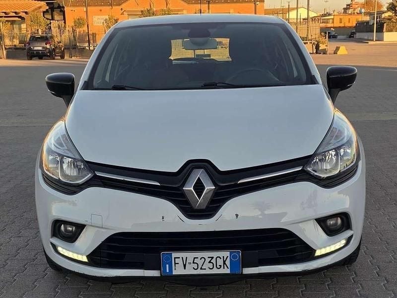 Usata Renault Clio IV Business 75 CV (55 kW) 2019 Bianco Berlina