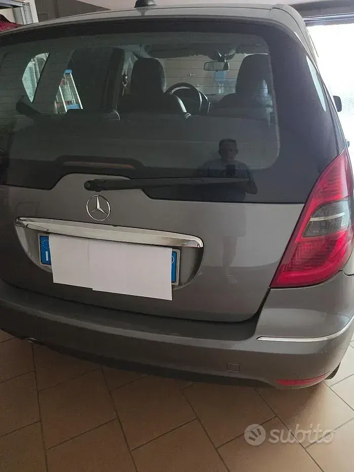 Usata Mercedes A160 2012 Grigio Utilitaria