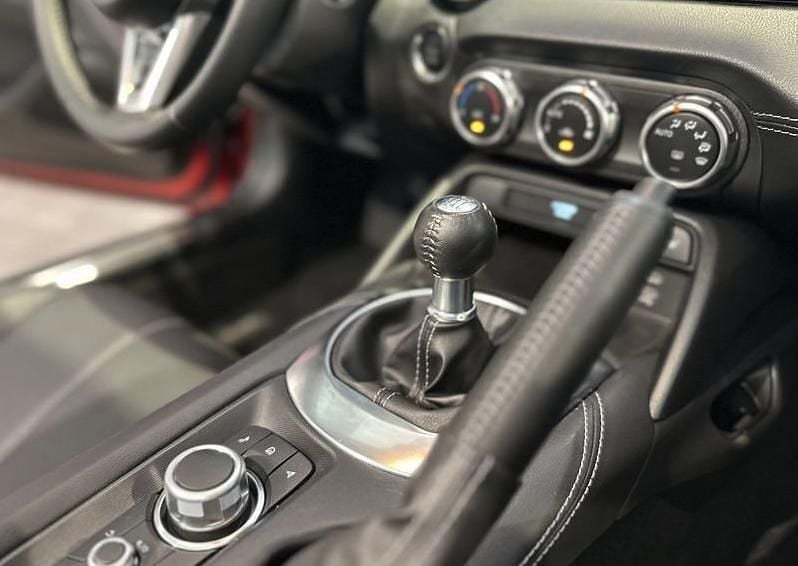 Usata Mazda MX5 132 CV (97 kW) 2025 Soul red crystal Cabrio