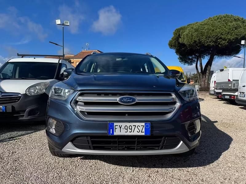 Usata Ford Kuga Business Edition 119 CV (87 kW) 2019 Blu SUV